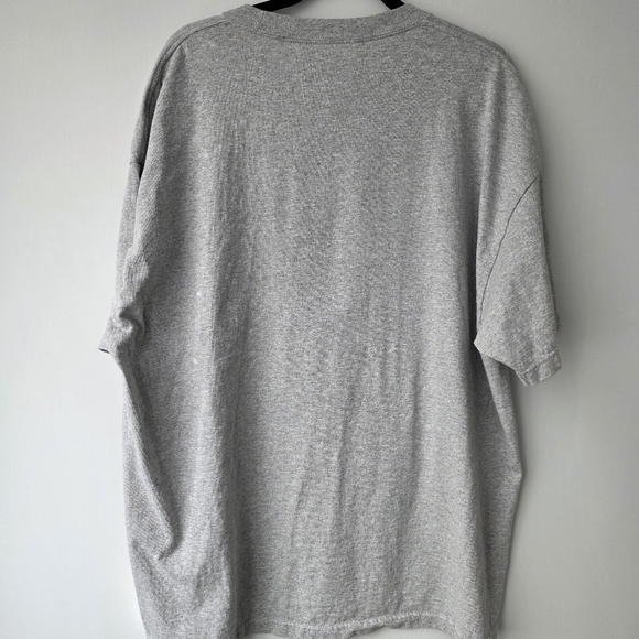 Disney Gray Tee with Minnie Mouse Graphic - Picture 4 of 4